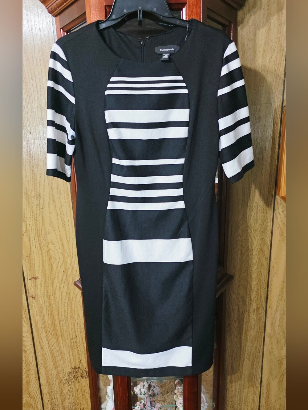 Kensie Black & White Striped Midi Sheath Dress Size 9/10